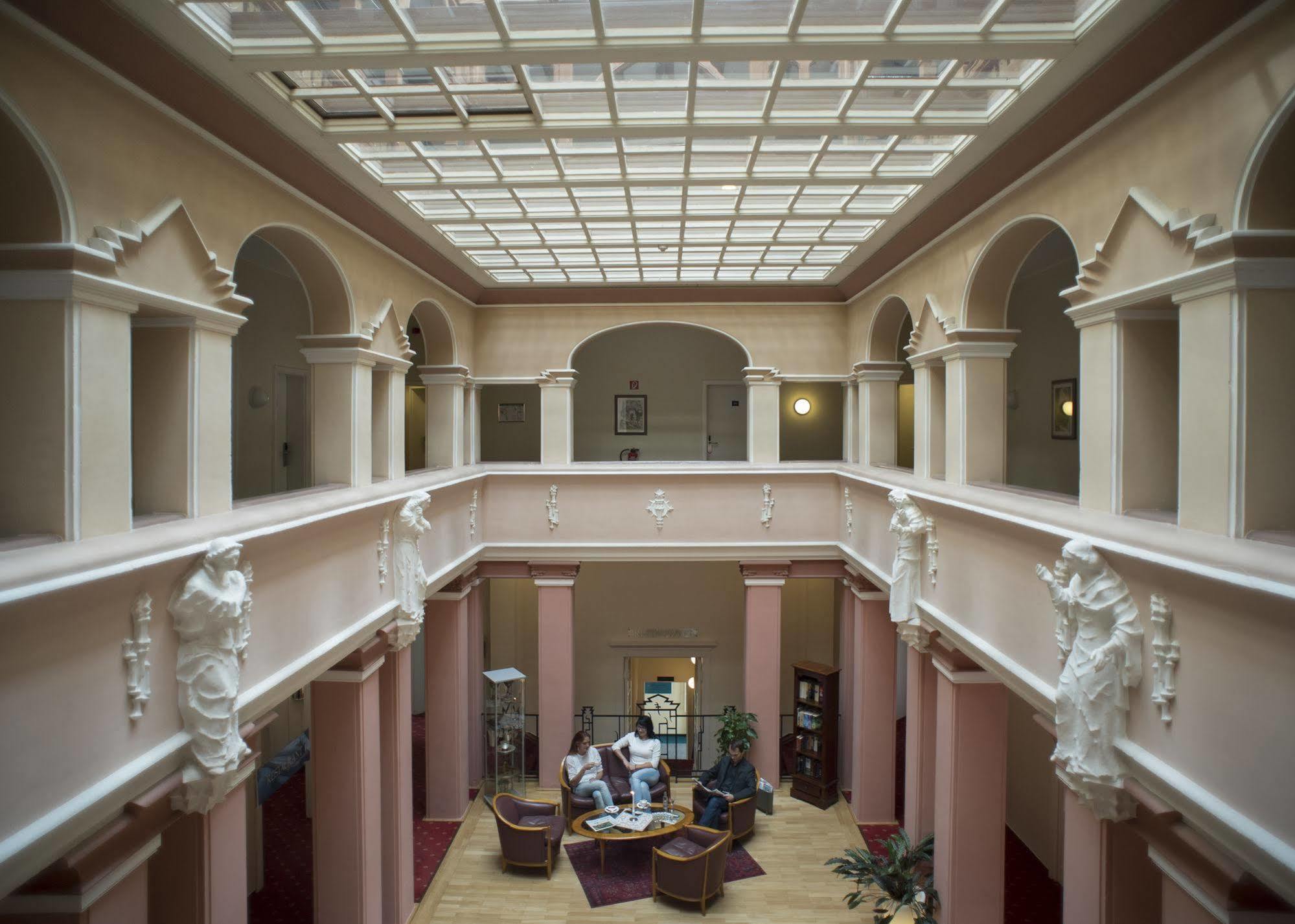 Haus Hainstein Άιζεναχ Εξωτερικό φωτογραφία